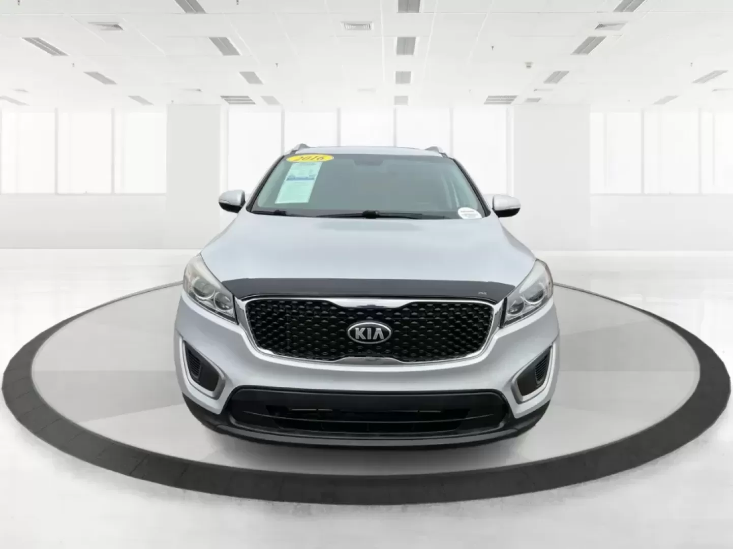 2016 Kia Sorento 2.4L LX (5XYPGDA39GG) with an 2.4L I-4 gasoline direct injection engine, located at 1099 N County Rd 25A, Troy, OH, 45373, (937) 908-9800, 40.057079, -84.212883 - Photo#7