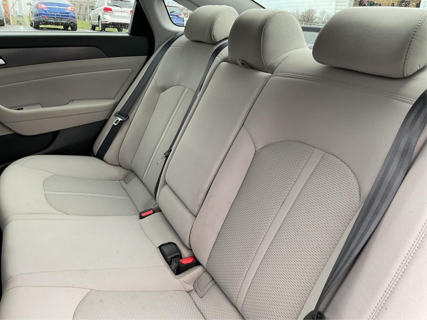2016 Hyundai Sonata Sport (5NPE34AF1GH) with an 2.4L I-4 gasoline direct injection engine, located at 4508 South Dixie Dr, Moraine, OH, 45439, (937) 908-9800, 39.689976, -84.218452 - Photo#9