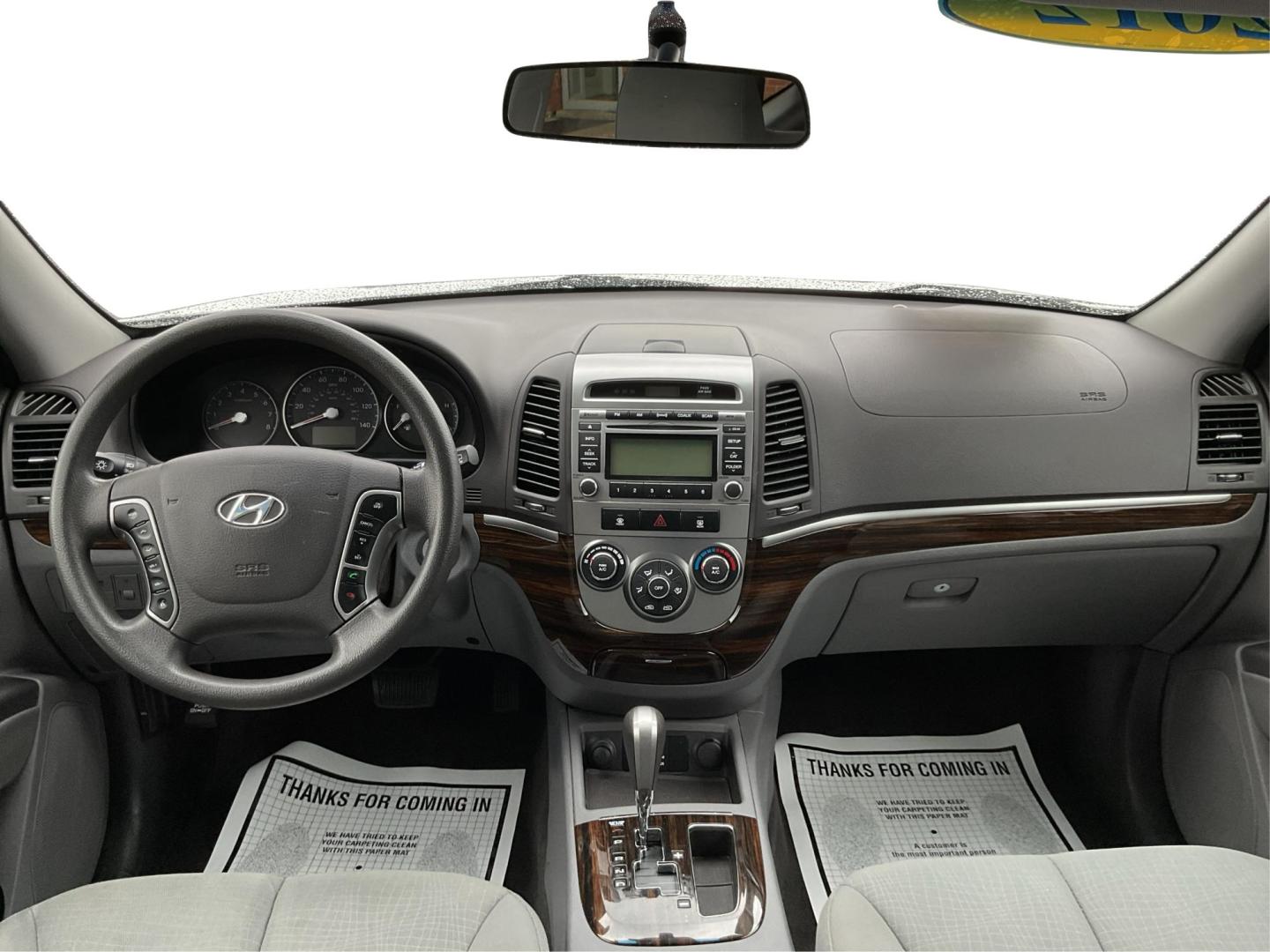 2012 Hyundai Santa Fe GLS (5XYZGDAB5CG) with an 2.4L I-4 DOHC engine, located at 1099 N County Rd 25A, Troy, OH, 45373, (937) 908-9800, 40.057079, -84.212883 - Photo#18