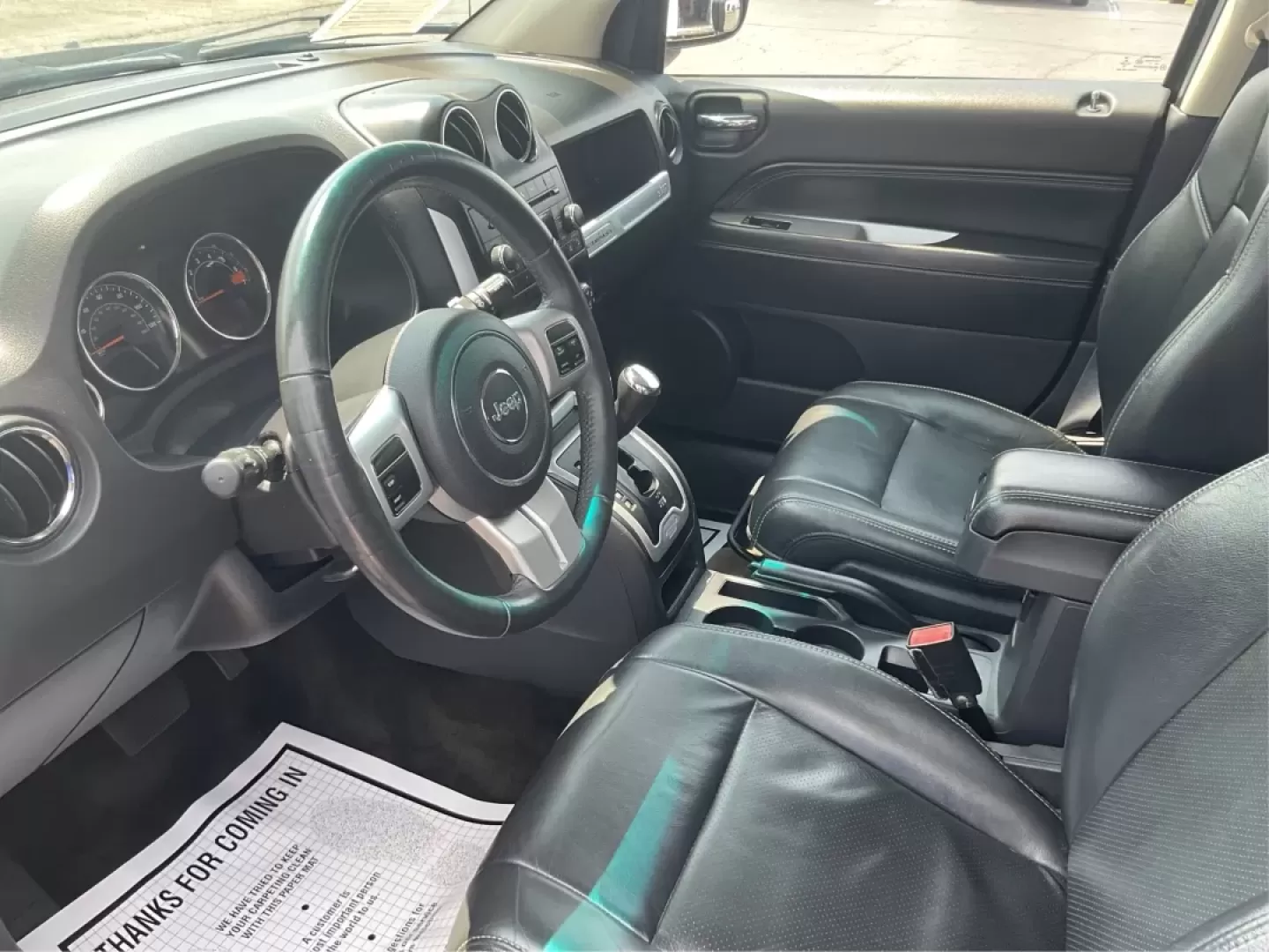 2016 Jeep Compass High Altitude Edition (1C4NJDEB2GD) with an 2.4L I-4 DOHC engine, located at 880 E. National Road, Vandalia, OH, 45377, (937) 908-9800, 39.891918, -84.183594 - **Adventure Awaits with this 2016 Jeep Compass High Altitude Edition!**<br /> <br /> Are you ready to elevate your driving experience? Perfect for weekend getaways or long commutes, this 2016 Jeep Compass High Altitude Edition is designed to tackle any journey with confidence and style. At Advantage - Photo#9