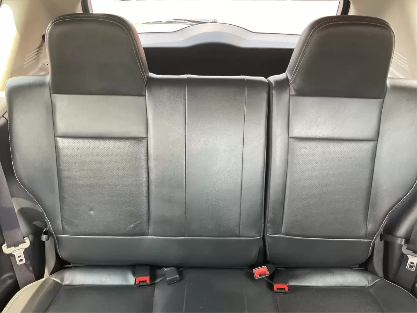 2016 Jeep Compass High Altitude Edition (1C4NJDEB2GD) with an 2.4L I-4 DOHC engine, located at 880 E. National Road, Vandalia, OH, 45377, (937) 908-9800, 39.891918, -84.183594 - **Adventure Awaits with this 2016 Jeep Compass High Altitude Edition!**<br /> <br /> Are you ready to elevate your driving experience? Perfect for weekend getaways or long commutes, this 2016 Jeep Compass High Altitude Edition is designed to tackle any journey with confidence and style. At Advantage - Photo#13
