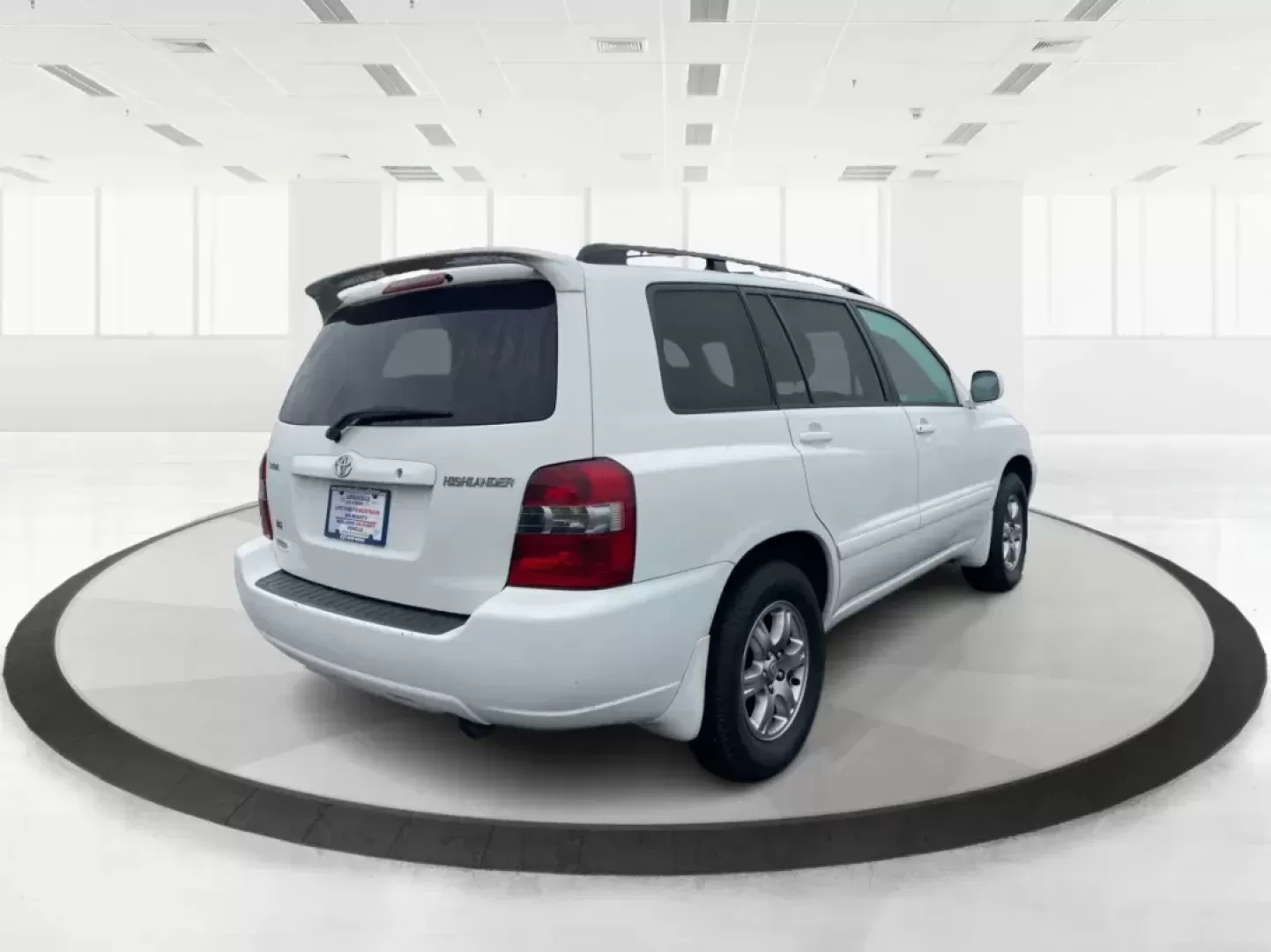 2007 Toyota Highlander V6 | Sport V6 (JTEGP21A370) with an 3.3L V-6 DOHC engine, located at 1230 East Main St, Xenia, OH, 45385, (937) 908-9800, 39.688026, -83.910172 - 2007 Toyota Highlander V6 | Sport V6 - Photo#2