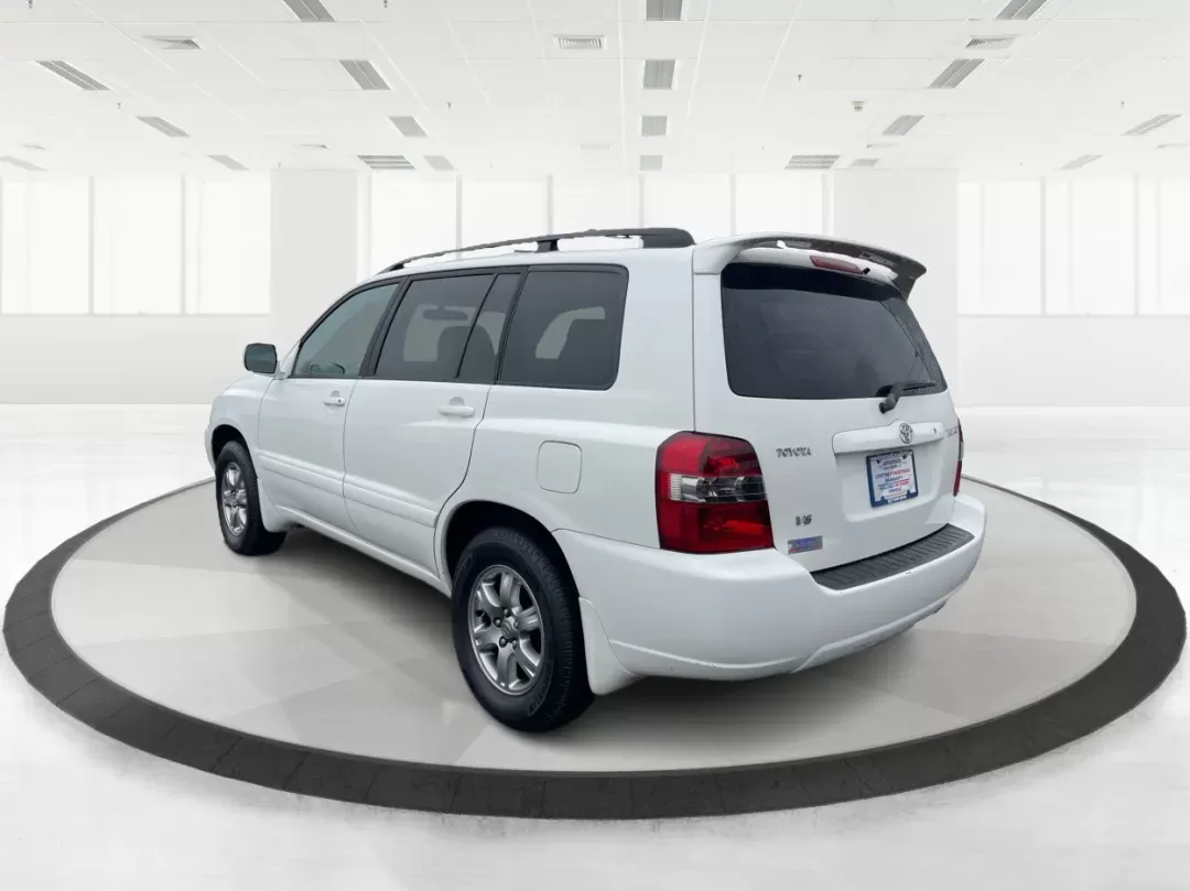 2007 Toyota Highlander V6 | Sport V6 (JTEGP21A370) with an 3.3L V-6 DOHC engine, located at 1230 East Main St, Xenia, OH, 45385, (937) 908-9800, 39.688026, -83.910172 - 2007 Toyota Highlander V6 | Sport V6 - Photo#4