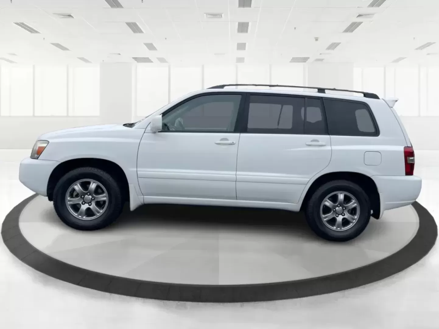 2007 Toyota Highlander V6 | Sport V6 (JTEGP21A370) with an 3.3L V-6 DOHC engine, located at 1230 East Main St, Xenia, OH, 45385, (937) 908-9800, 39.688026, -83.910172 - 2007 Toyota Highlander V6 | Sport V6 - Photo#5