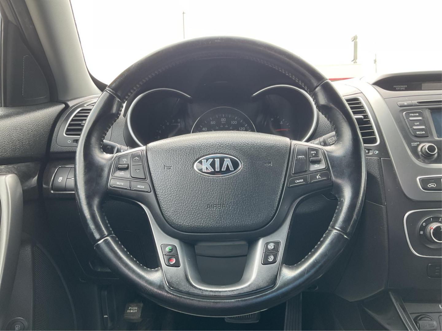 2014 Kia Sorento LX (5XYKT3A66EG) with an 2.4L I-4 gasoline direct injection engine, located at 880 E. National Road, Vandalia, OH, 45377, (937) 908-9800, 39.891918, -84.183594 - Photo#15