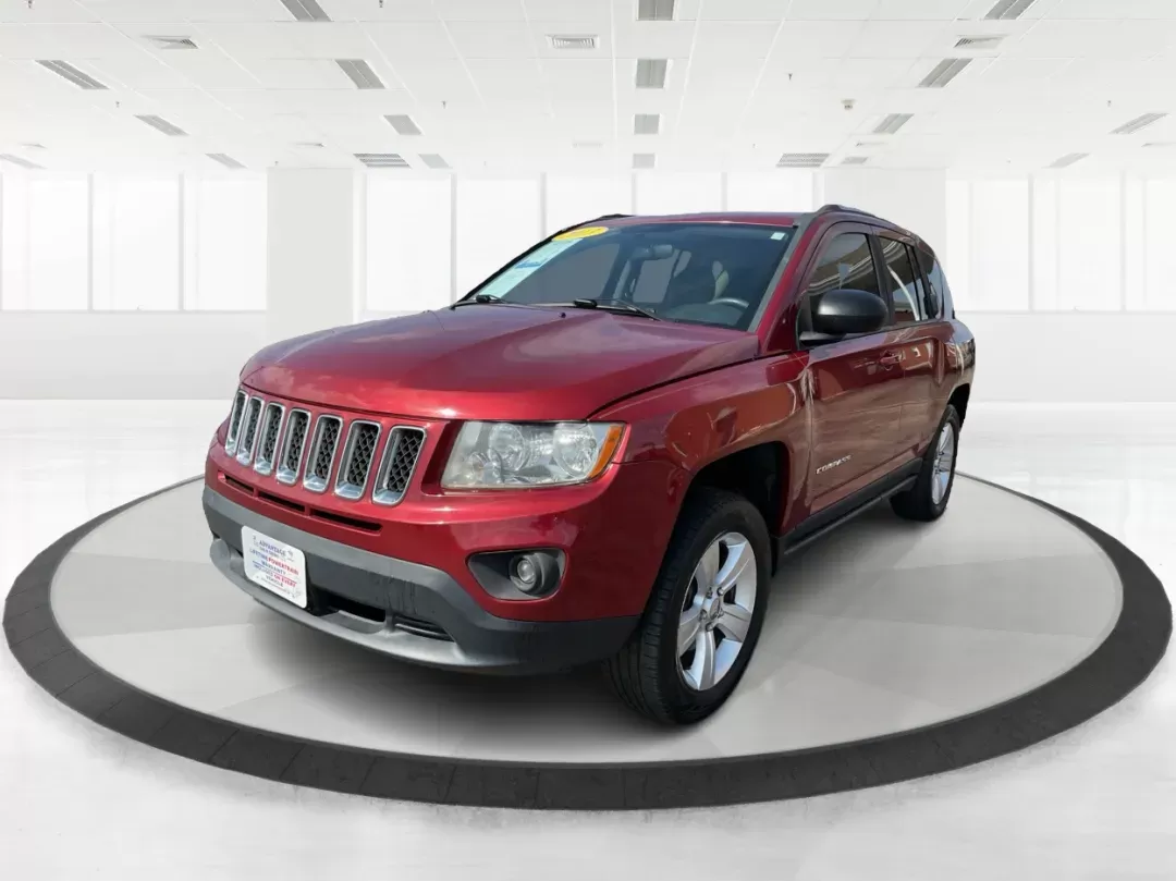 2013 Jeep Compass Latitude (1C4NJDEB6DD) with an 2.4L I-4 DOHC engine, located at 1184 Kauffman Ave, Fairborn, OH, 45324, (937) 908-9800, 39.807072, -84.030914 - Photo#7