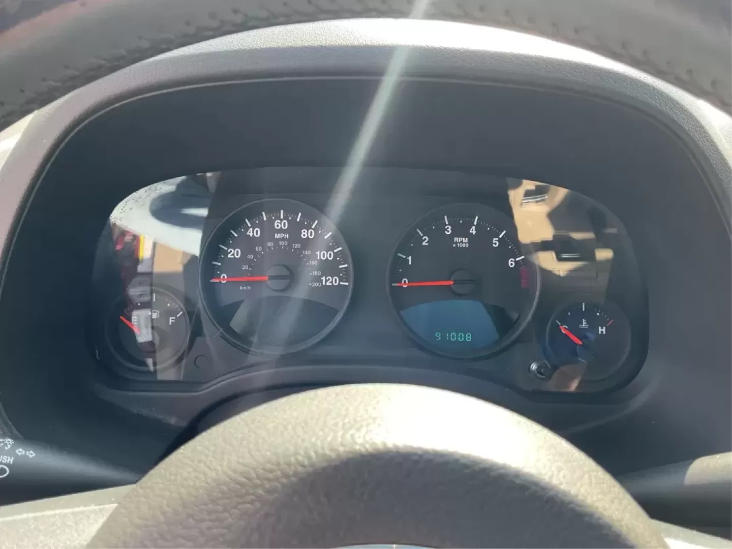2013 Jeep Compass Latitude (1C4NJDEB6DD) with an 2.4L I-4 DOHC engine, located at 1184 Kauffman Ave, Fairborn, OH, 45324, (937) 908-9800, 39.807072, -84.030914 - Photo#13