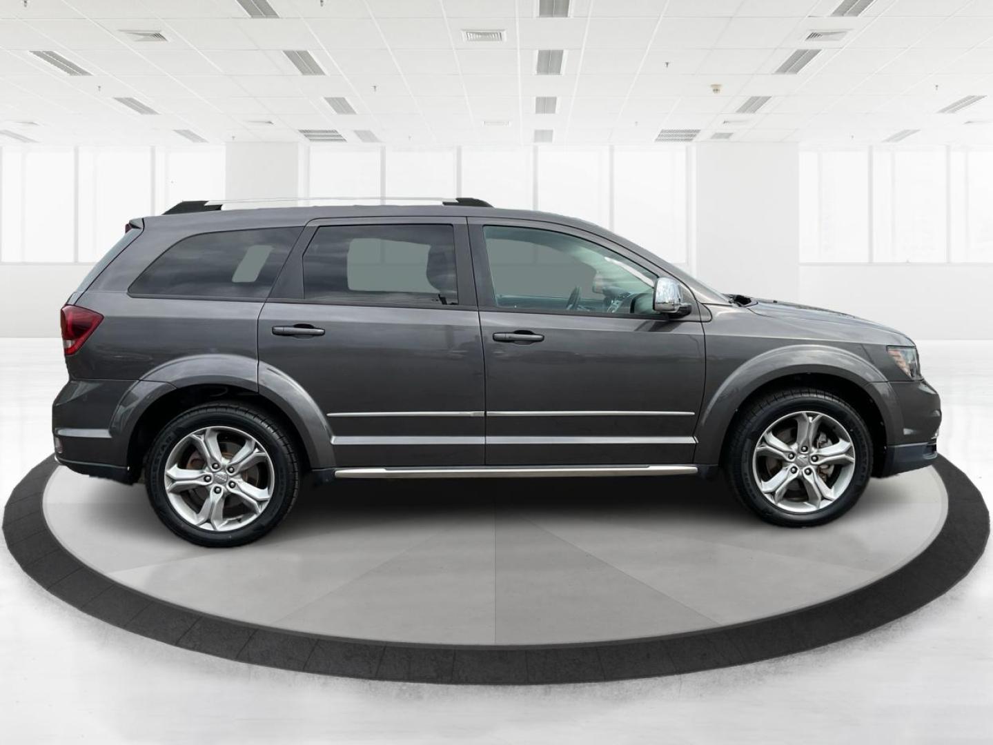 2017 Dodge Journey Crossroad (3C4PDCGB2HT) with an Pentastar 3.6L V-6 DOHC engine, located at 401 Woodman Dr, Riverside, OH, 45431, (937) 908-9800, 39.760899, -84.123421 - Photo#1