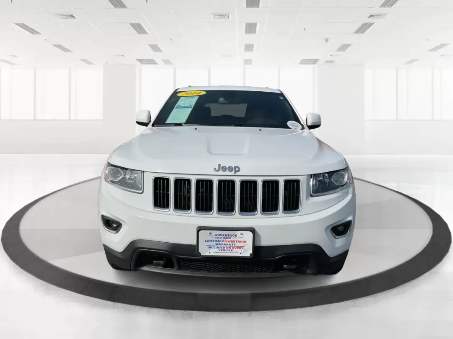 2014 Jeep Grand Cherokee Laredo (1C4RJFAGXEC) with an 3.6L V-6 DOHC engine, located at 1951 S Dayton Lakeview Rd., New Carlisle, OH, 45344, (937) 908-9800, 39.890999, -84.050255 - Photo#6