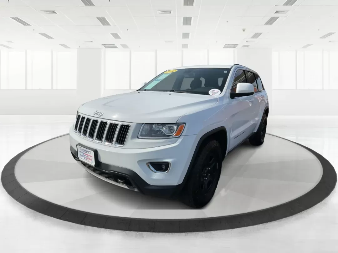 2014 Jeep Grand Cherokee Laredo (1C4RJFAGXEC) with an 3.6L V-6 DOHC engine, located at 1951 S Dayton Lakeview Rd., New Carlisle, OH, 45344, (937) 908-9800, 39.890999, -84.050255 - Photo#7