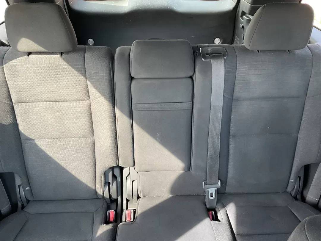 2014 Jeep Grand Cherokee Laredo (1C4RJFAGXEC) with an 3.6L V-6 DOHC engine, located at 1951 S Dayton Lakeview Rd., New Carlisle, OH, 45344, (937) 908-9800, 39.890999, -84.050255 - Photo#13