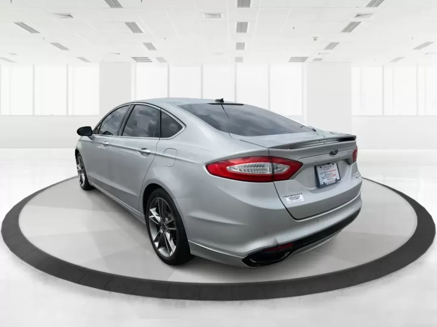 2015 Ford Fusion Titanium (3FA6P0K96FR) with an EcoBoost 2L I-4 gasoline direct injection engine, located at 401 Woodman Dr, Riverside, OH, 45431, (937) 908-9800, 39.760899, -84.123421 - 2015 Ford Fusion Titanium - Photo#5