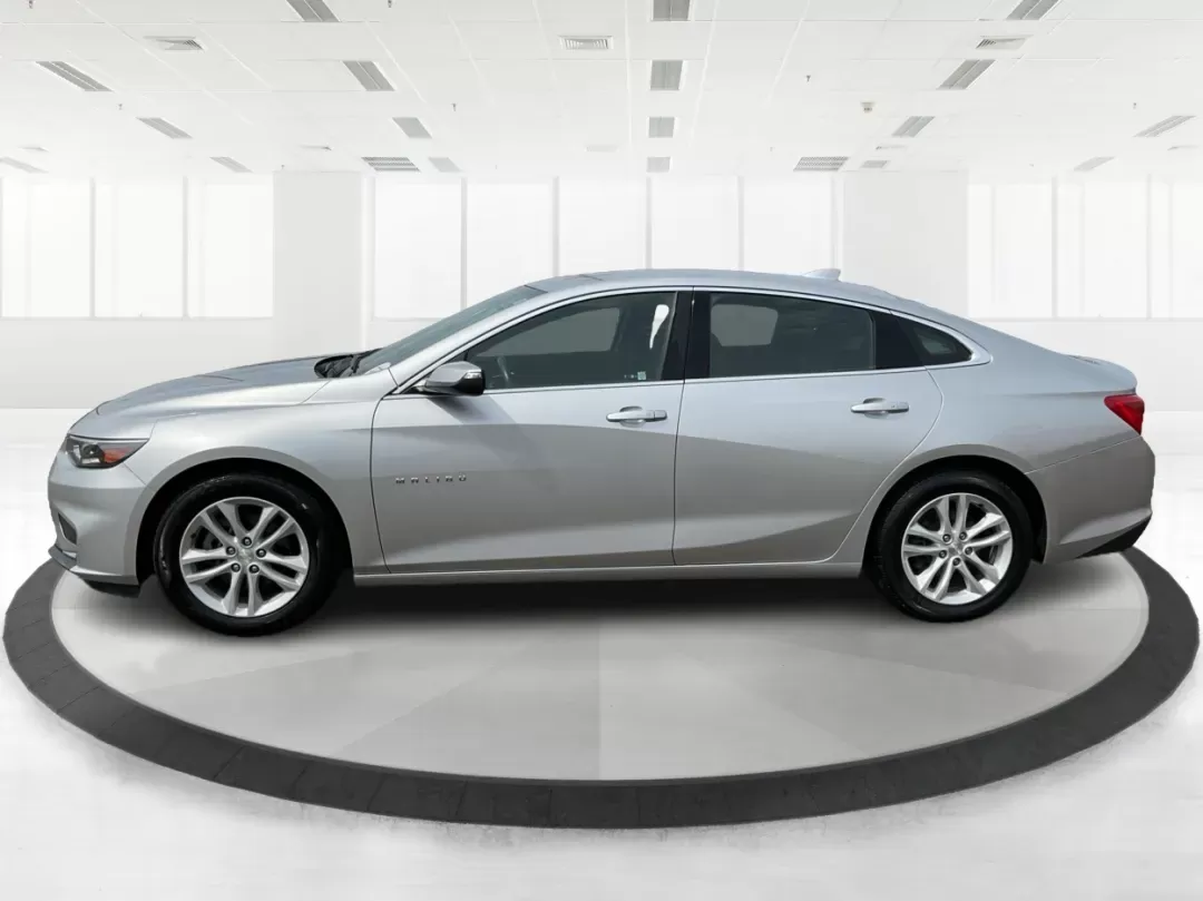 2016 Chevrolet Malibu 1LT (1G1ZE5ST4GF) with an ECOTEC 1.5L I-4 gasoline direct injection engine, located at 1184 Kauffman Ave, Fairborn, OH, 45324, (937) 908-9800, 39.807072, -84.030914 - Photo#6