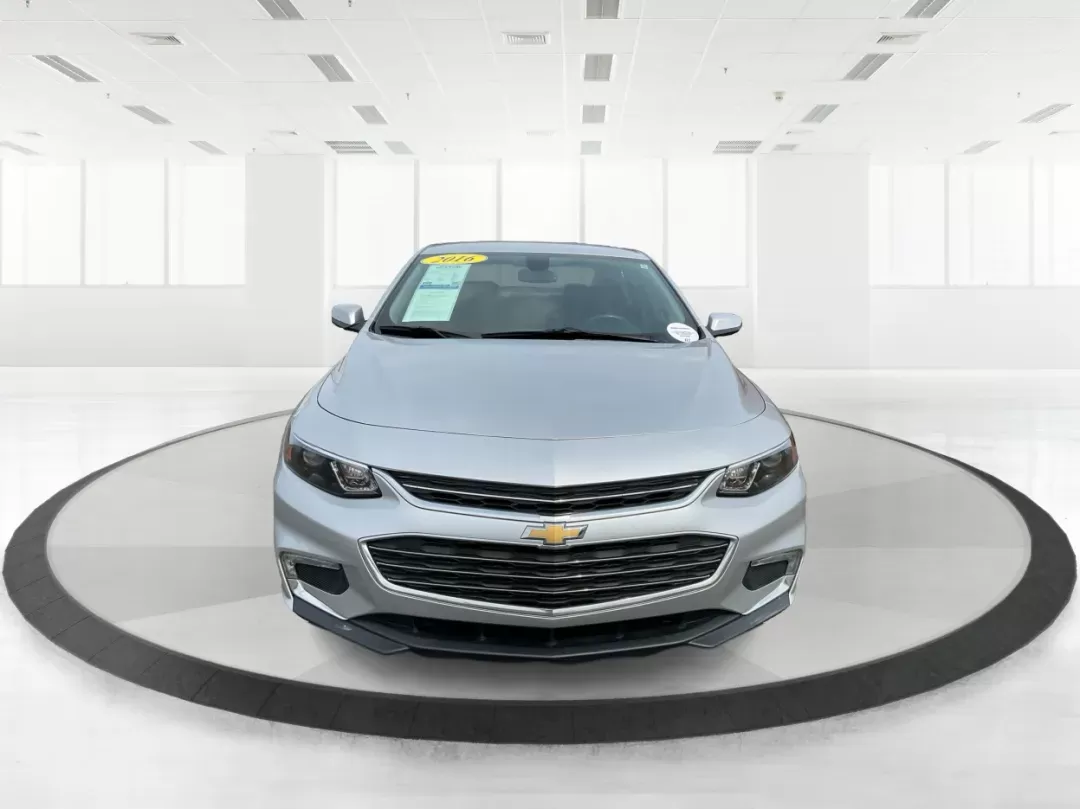2016 Chevrolet Malibu 1LT (1G1ZE5ST4GF) with an ECOTEC 1.5L I-4 gasoline direct injection engine, located at 1184 Kauffman Ave, Fairborn, OH, 45324, (937) 908-9800, 39.807072, -84.030914 - Photo#7