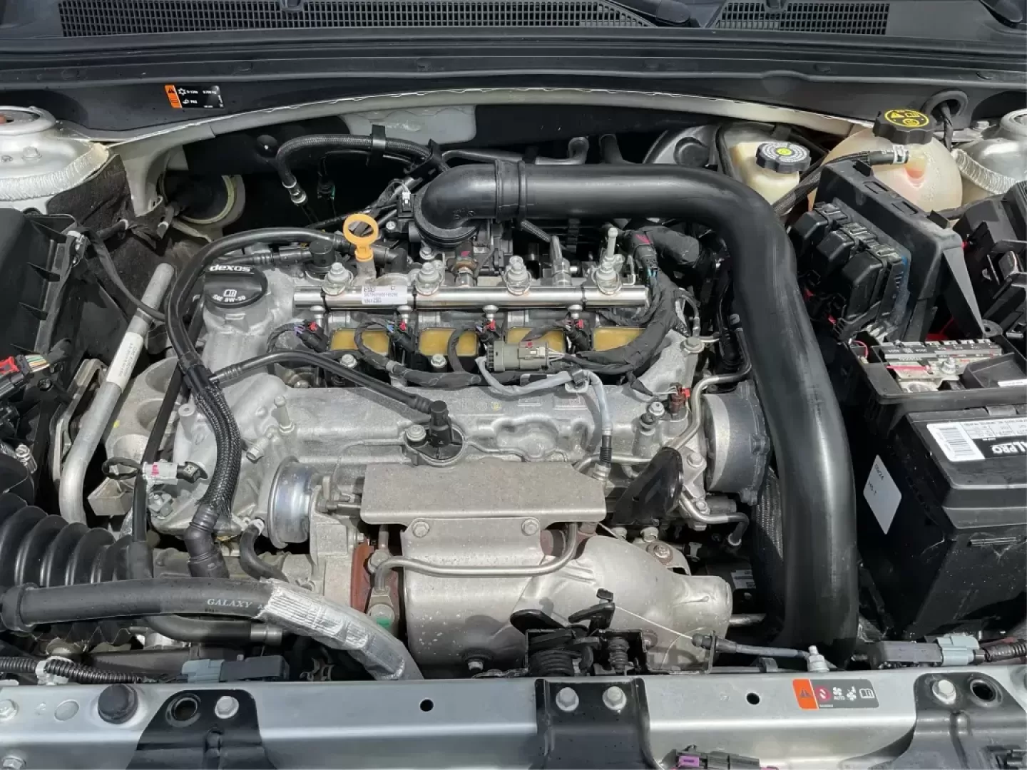 2016 Chevrolet Malibu 1LT (1G1ZE5ST4GF) with an ECOTEC 1.5L I-4 gasoline direct injection engine, located at 1184 Kauffman Ave, Fairborn, OH, 45324, (937) 908-9800, 39.807072, -84.030914 - Photo#10