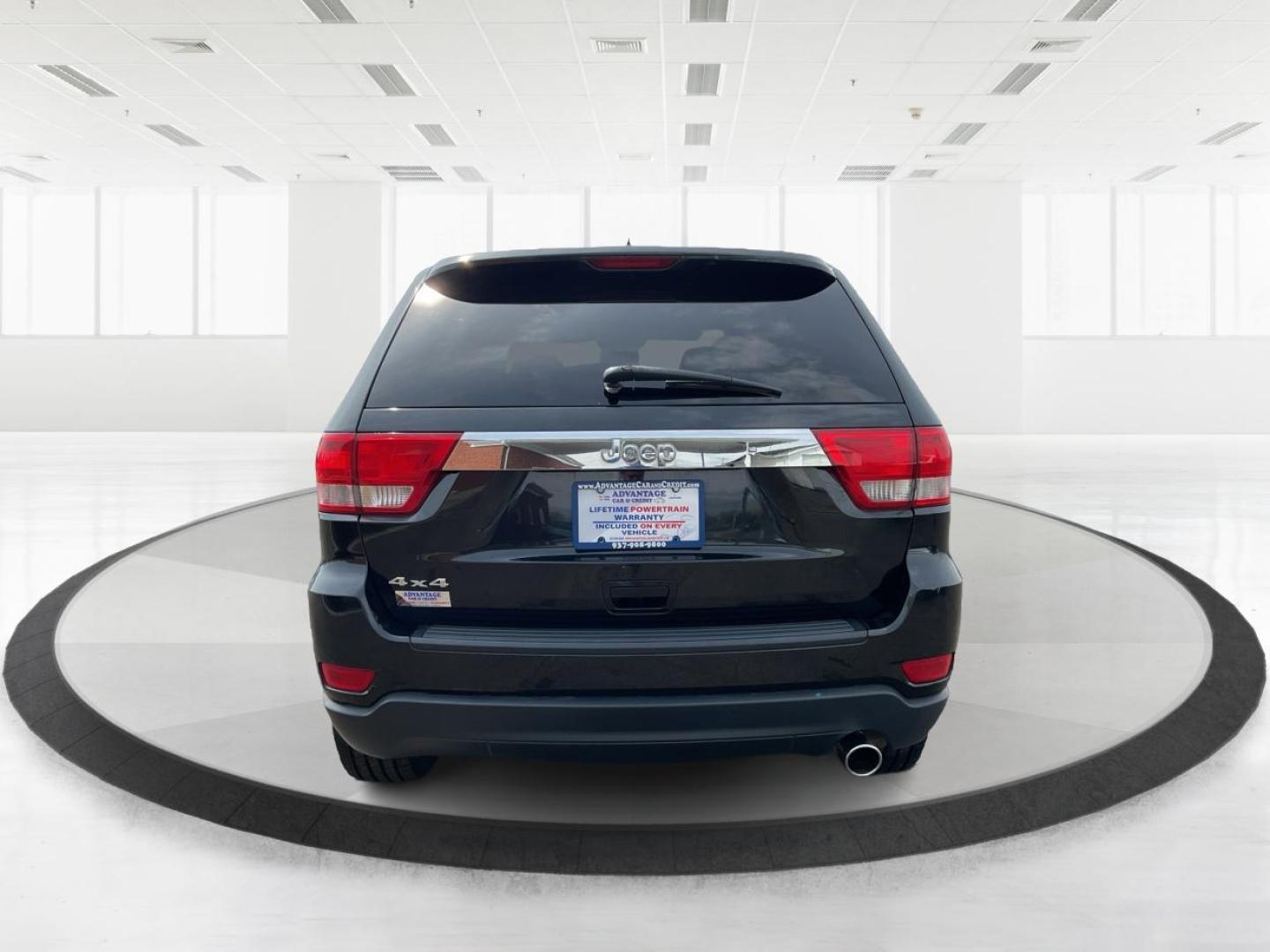 2012 Jeep Grand Cherokee Laredo (1C4RJFAG3CC) with an Other engine, located at 880 E. National Road, Vandalia, OH, 45377, (937) 908-9800, 39.891918, -84.183594 - Photo#3