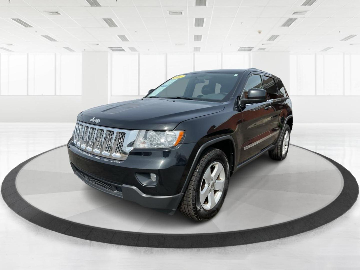 2012 Jeep Grand Cherokee Laredo (1C4RJFAG3CC) with an Other engine, located at 880 E. National Road, Vandalia, OH, 45377, (937) 908-9800, 39.891918, -84.183594 - Photo#7