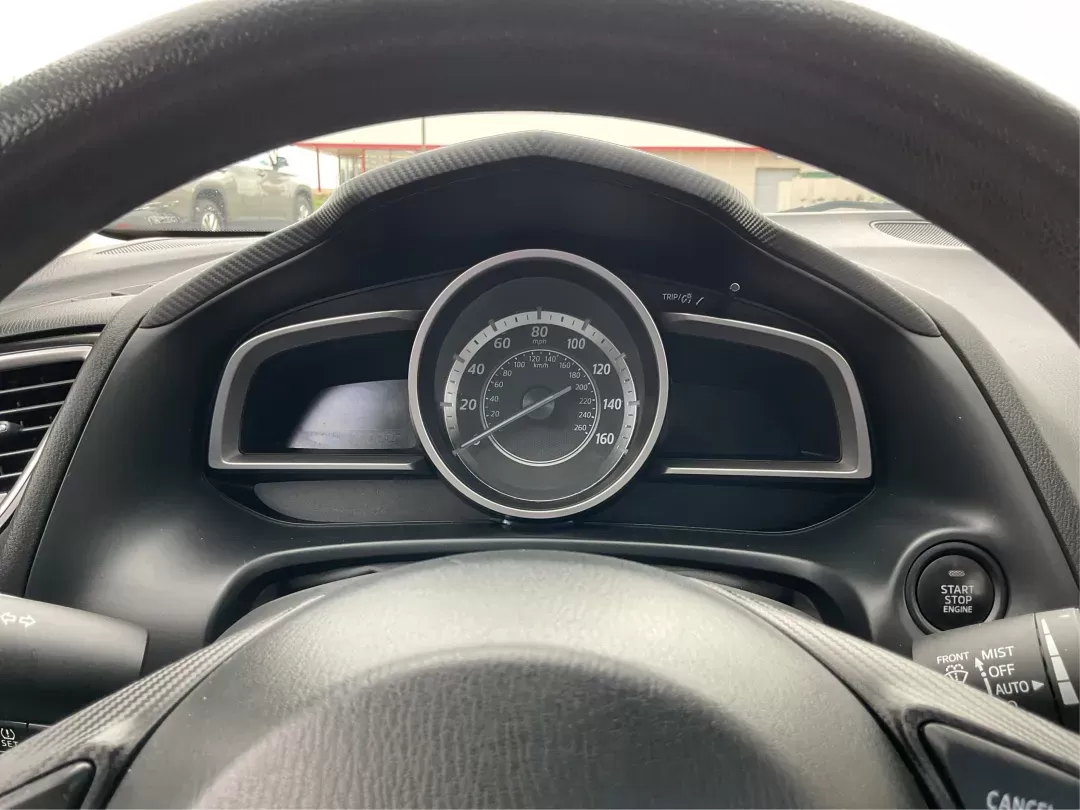 2016 Mazda MAZDA3 i Sport AT 4-Door (JM1BM1U74G1) with an 2.0L L4 DOHC 16V engine, 6-Speed Automatic transmission, located at 8750 N County Rd 25A, Piqua, OH, 45356, (937) 908-9800, 40.164391, -84.232513 - Photo#14