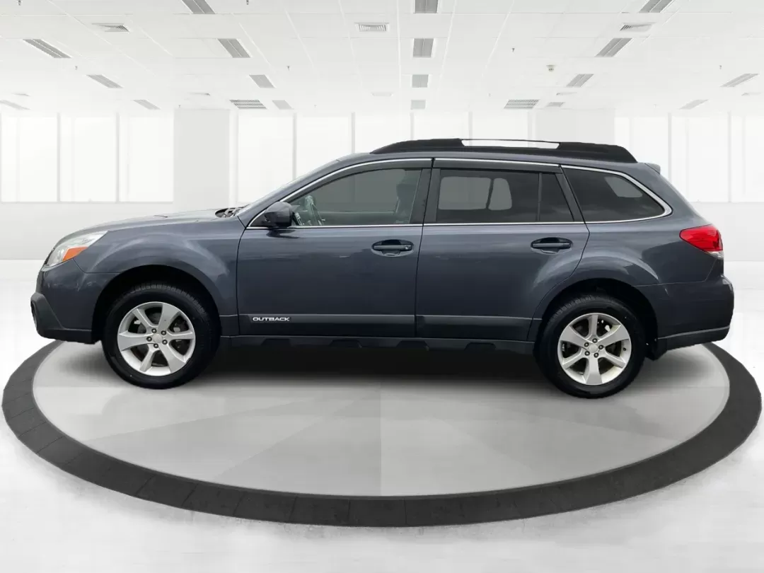 2014 Subaru Outback 2.5i Premium (4S4BRCDC0E3) with an 2.5L H-4 DOHC engine, located at 8750 N County Rd 25A, Piqua, OH, 45356, (937) 908-9800, 40.164391, -84.232513 - 2014 Subaru Outback 2.5i Premium - Photo#5