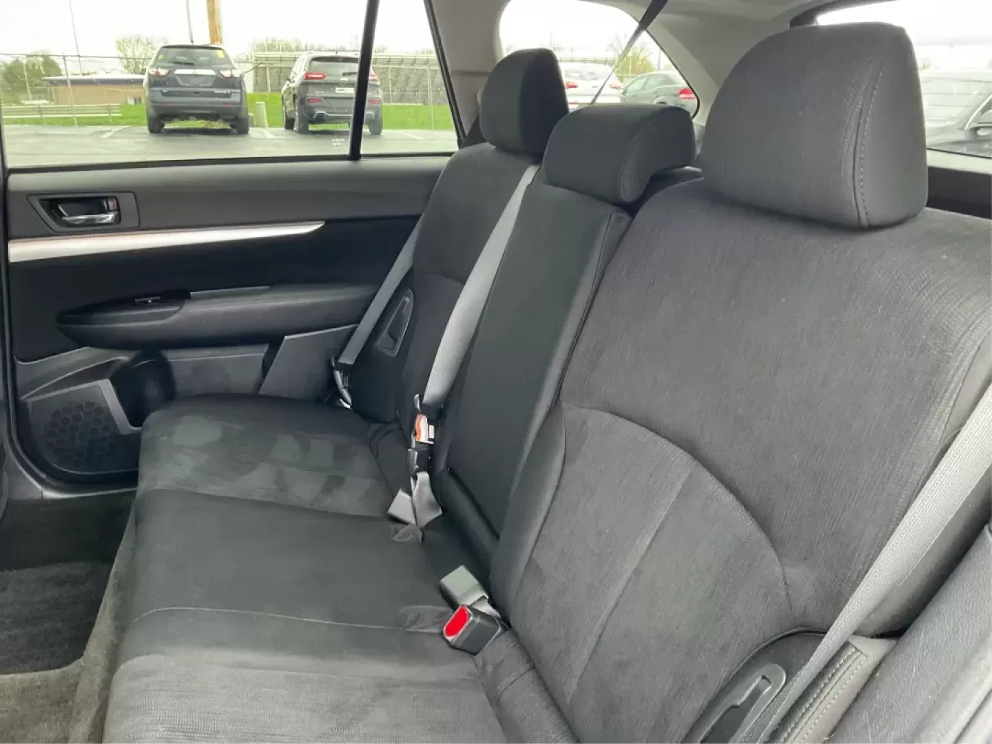 2014 Subaru Outback 2.5i Premium (4S4BRCDC0E3) with an 2.5L H-4 DOHC engine, located at 8750 N County Rd 25A, Piqua, OH, 45356, (937) 908-9800, 40.164391, -84.232513 - Photo#9