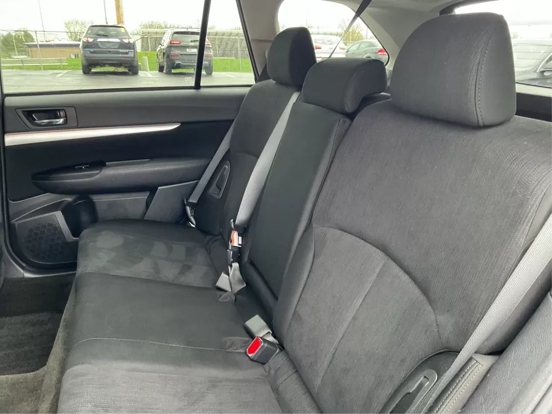 2014 Subaru Outback 2.5i Premium (4S4BRCDC0E3) with an 2.5L H-4 DOHC engine, located at 8750 N County Rd 25A, Piqua, OH, 45356, (937) 908-9800, 40.164391, -84.232513 - 2014 Subaru Outback 2.5i Premium - Photo#9