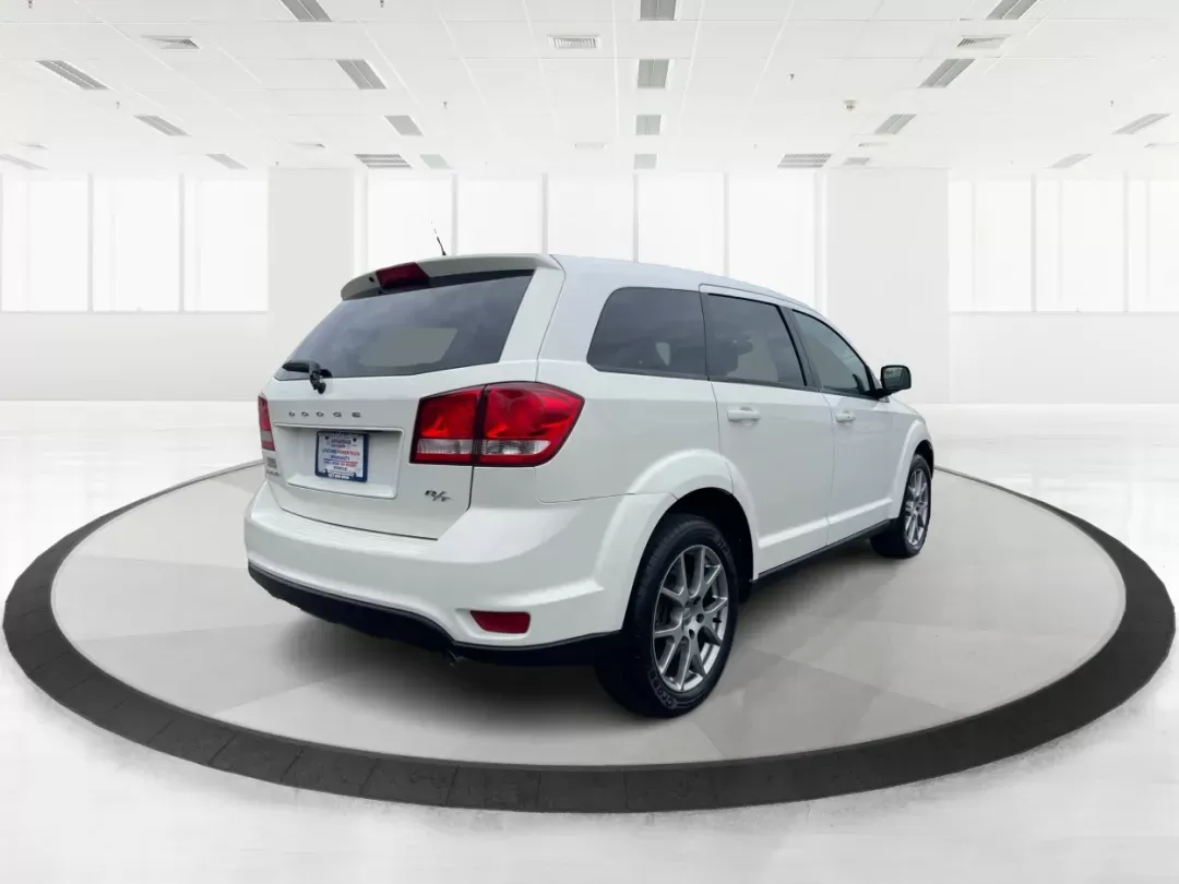 2015 Dodge Journey R/T (3C4PDDEG0FT) with an 3.6L V-6 DOHC engine, located at 1184 Kauffman Ave, Fairborn, OH, 45324, (937) 908-9800, 39.807072, -84.030914 - 2015 Dodge Journey R/T - Photo#2