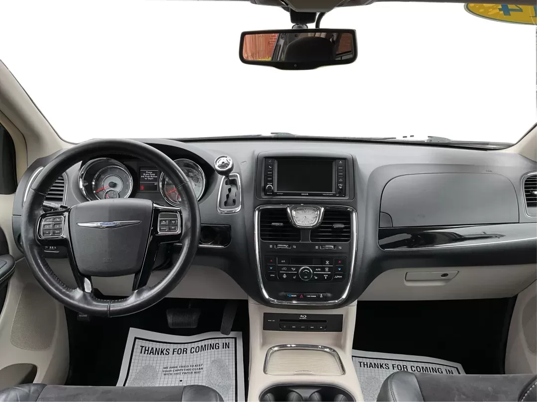 2014 Chrysler Town and Country Touring-L 30th Anniversary (2C4RC1CG7ER) with an Pentastar 3.6L V-6 DOHC engine, located at 1184 Kauffman Ave, Fairborn, OH, 45324, (937) 908-9800, 39.807072, -84.030914 - 2014 Chrysler Town and Country Touring-L 30th Anniversary - Photo#19