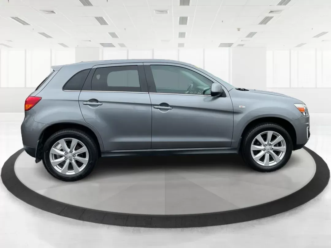 photo of 2015 Mitsubishi Outlander Sport