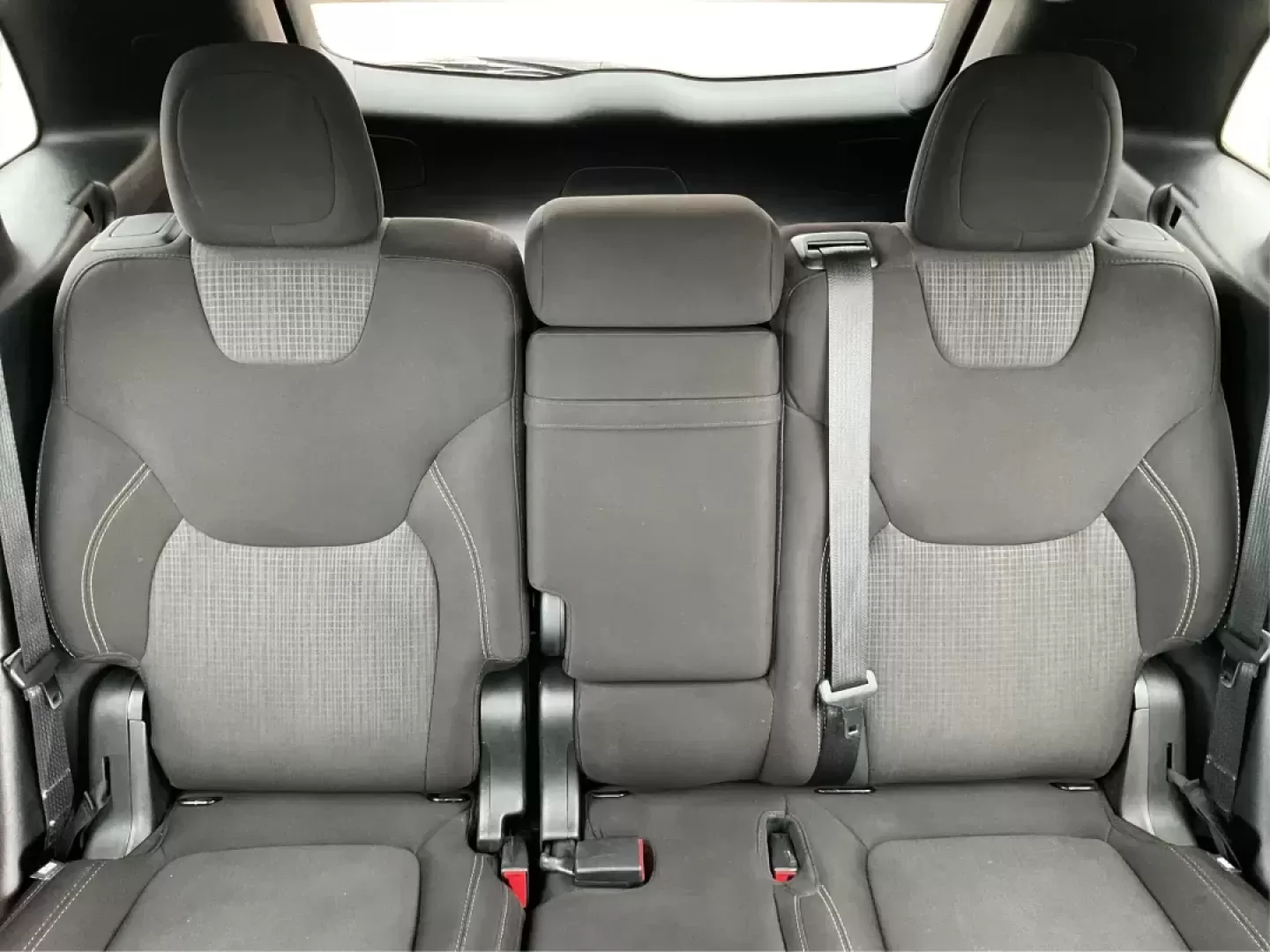 2017 Jeep Cherokee Latitude 4x4 (1C4PJMCB8HW) with an Pentastar 3.2L V-6 DOHC engine, located at 1099 N County Rd 25A, Troy, OH, 45373, (937) 908-9800, 40.057079, -84.212883 - Photo#13