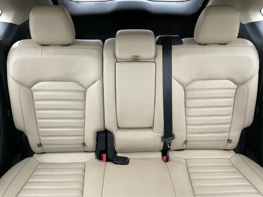 2016 Ford Edge SEL (2FMPK4J92GB) with an Other engine, located at 880 E. National Road, Vandalia, OH, 45377, (937) 908-9800, 39.891918, -84.183594 - 2016 Ford Edge SEL - Photo#13