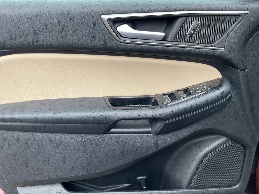 2016 Ford Edge SEL (2FMPK4J92GB) with an Other engine, located at 880 E. National Road, Vandalia, OH, 45377, (937) 908-9800, 39.891918, -84.183594 - 2016 Ford Edge SEL - Photo#18