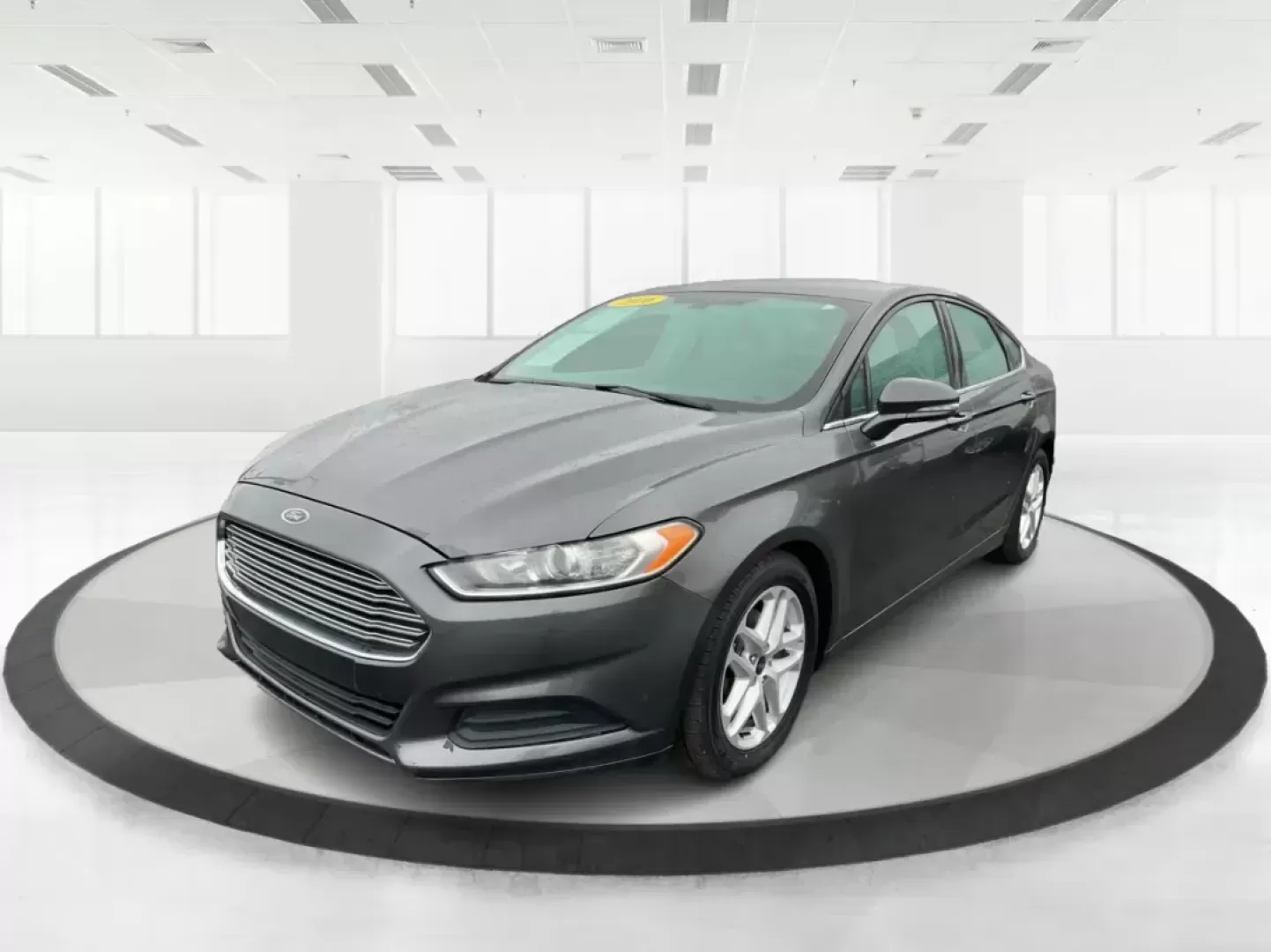 2016 Ford Fusion SE (3FA6P0H79GR) with an Other engine, located at 4508 South Dixie Dr, Moraine, OH, 45439, (937) 908-9800, 39.689976, -84.218452 - Photo#7