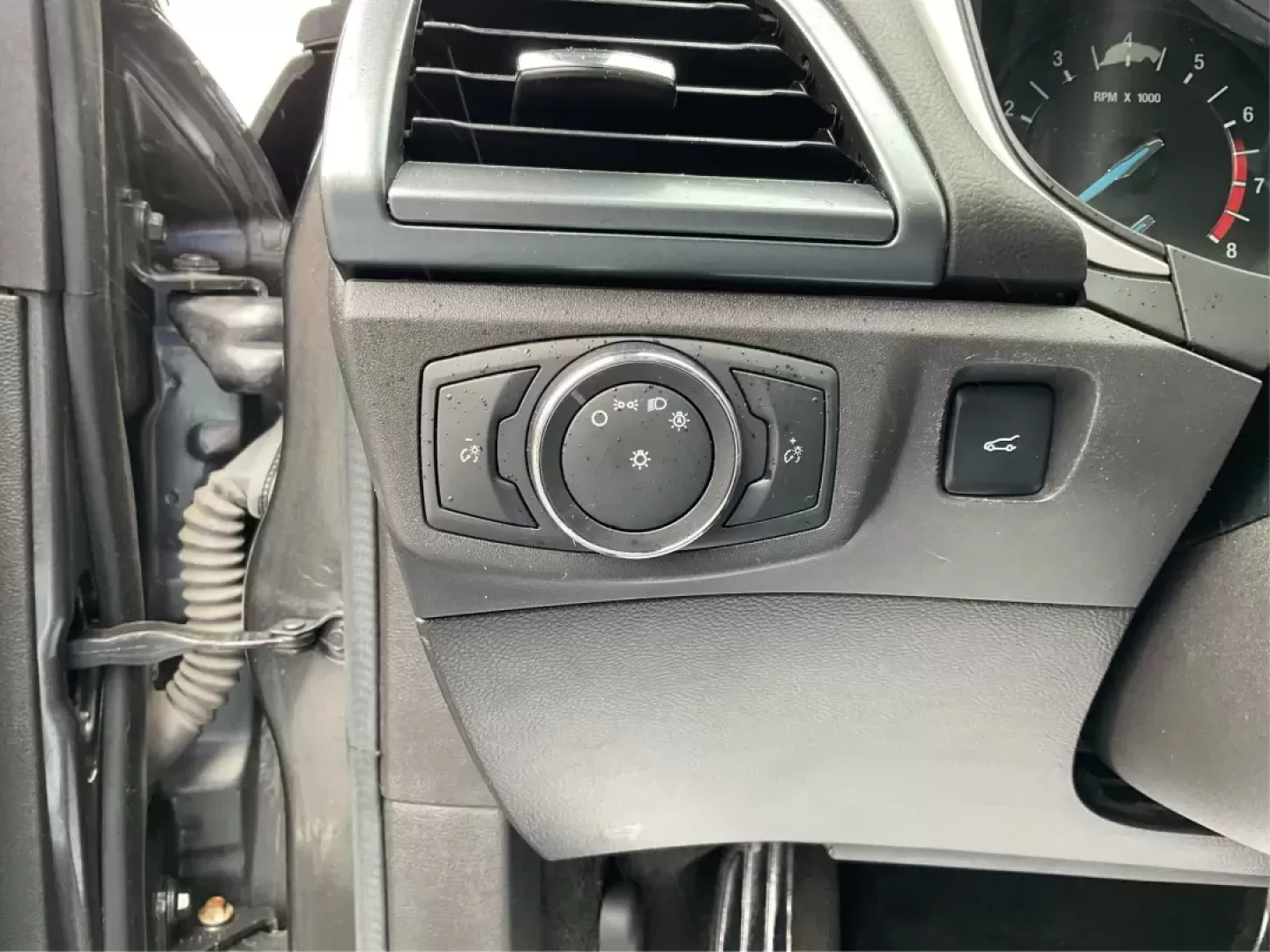 2016 Ford Fusion SE (3FA6P0H79GR) with an Other engine, located at 4508 South Dixie Dr, Moraine, OH, 45439, (937) 908-9800, 39.689976, -84.218452 - Photo#16