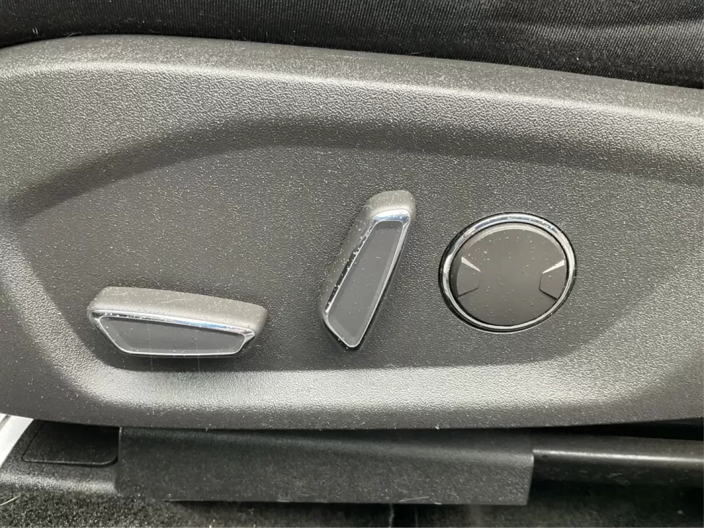 2016 Ford Fusion SE (3FA6P0H79GR) with an Other engine, located at 4508 South Dixie Dr, Moraine, OH, 45439, (937) 908-9800, 39.689976, -84.218452 - Photo#17