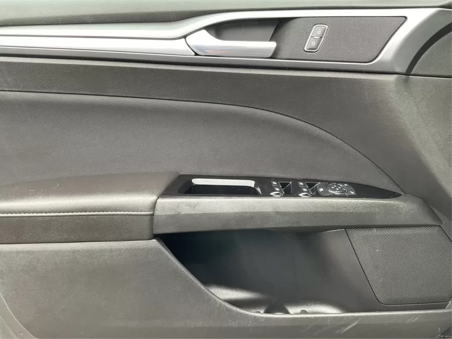 2016 Ford Fusion SE (3FA6P0H79GR) with an Other engine, located at 4508 South Dixie Dr, Moraine, OH, 45439, (937) 908-9800, 39.689976, -84.218452 - Photo#18