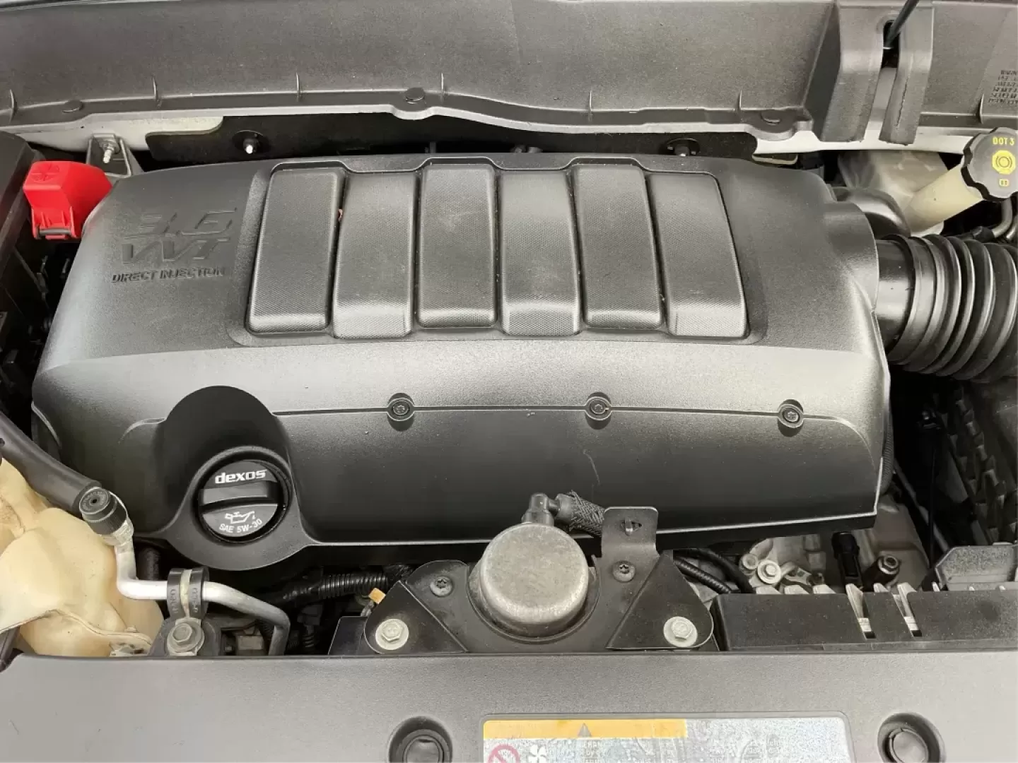 2016 Chevrolet Traverse 1LT (1GNKVGKD8GJ) with an 3.6L V-6 gasoline direct injection engine, located at 1230 East Main St, Xenia, OH, 45385, (937) 908-9800, 39.688026, -83.910172 - Photo#11