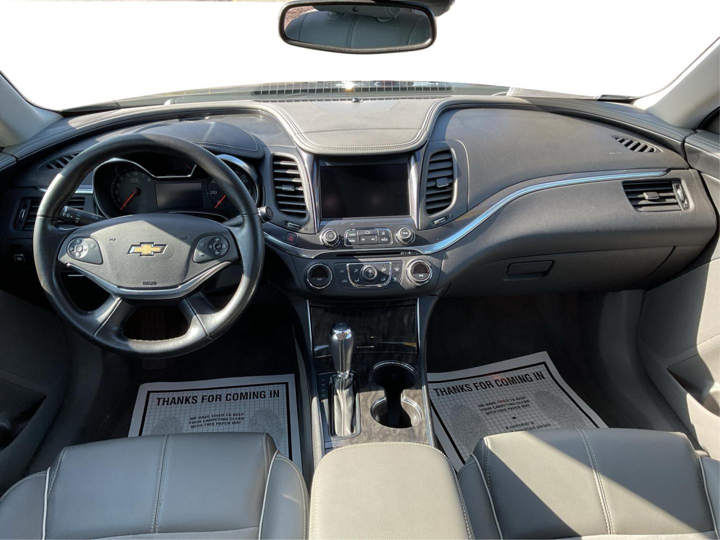 2015 Chevrolet Impala 2LT (2G1125S32F9) with an 3.6L V-6 gasoline direct injection engine, located at 1099 N County Rd 25A, Troy, OH, 45373, (937) 908-9800, 40.057079, -84.212883 - Photo#19