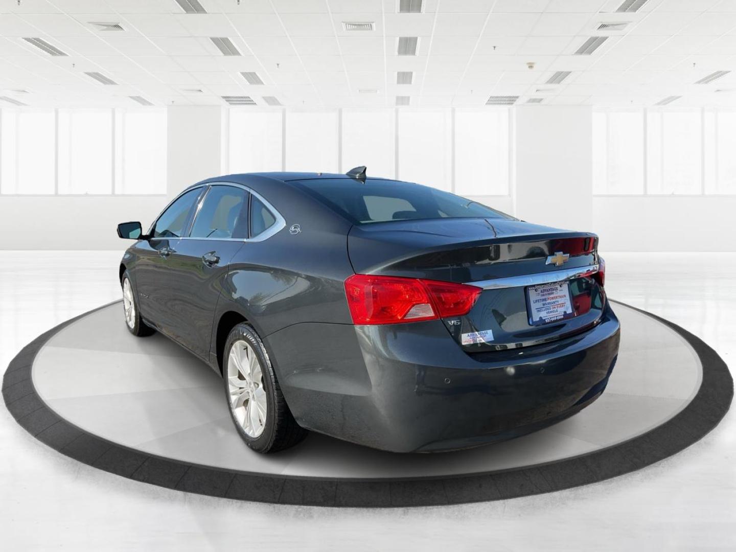 2015 Chevrolet Impala 2LT (2G1125S32F9) with an 3.6L V-6 gasoline direct injection engine, located at 1099 N County Rd 25A, Troy, OH, 45373, (937) 908-9800, 40.057079, -84.212883 - Photo#4