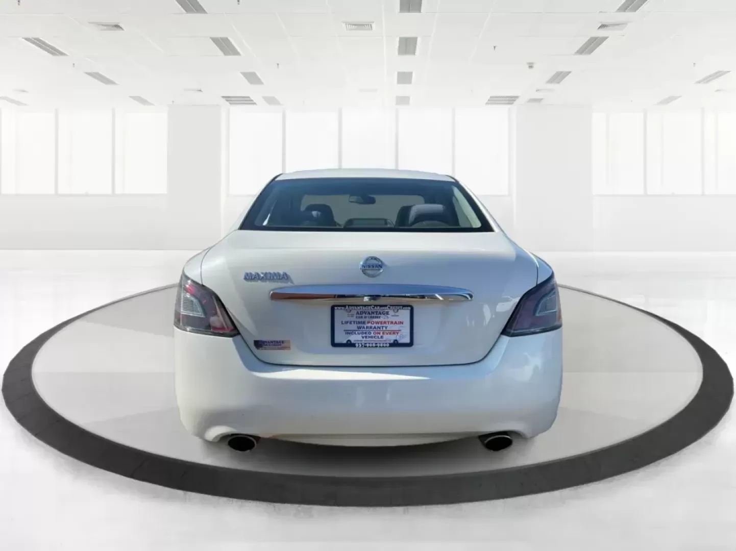 2014 Nissan Maxima 3.5 S (1N4AA5AP5EC) with an VQ 3.5L V-6 DOHC engine, located at 880 E. National Road, Vandalia, OH, 45377, (937) 908-9800, 39.891918, -84.183594 - Photo#3