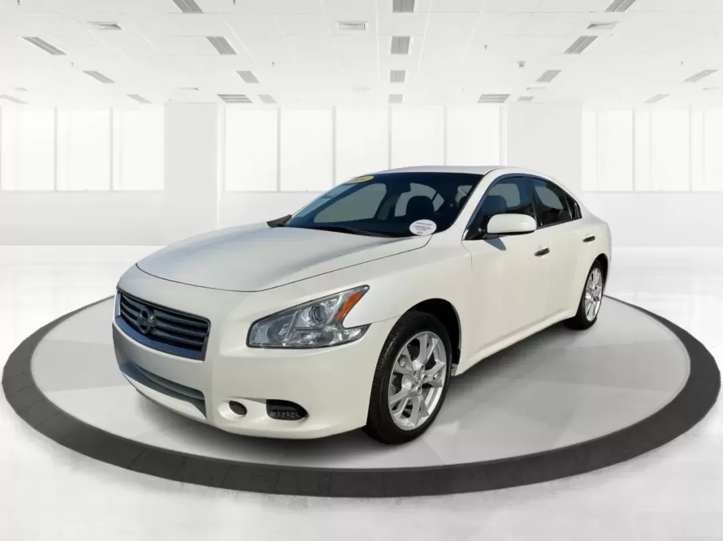 2014 Nissan Maxima 3.5 S (1N4AA5AP5EC) with an VQ 3.5L V-6 DOHC engine, located at 880 E. National Road, Vandalia, OH, 45377, (937) 908-9800, 39.891918, -84.183594 - Photo#7