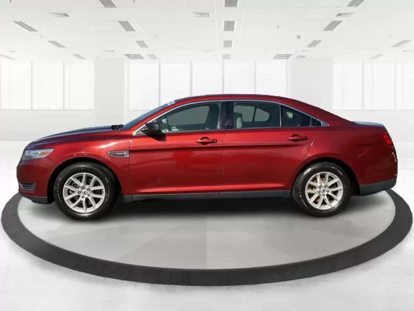 2014 Ford Taurus SE (1FAHP2D89EG) with an Other engine, located at 1951 S Dayton Lakeview Rd., New Carlisle, OH, 45344, (937) 908-9800, 39.890999, -84.050255 - **Drive Your Future with Confidence: 2014 Ford Taurus SE at Advantage Car and Credit**<br /> <br /> Are you searching for a reliable sedan that strikes the perfect balance between comfort, style, and functionality? Look no further than this stunning 2014 Ford Taurus SE, now available at Advantage Ca - Photo#5