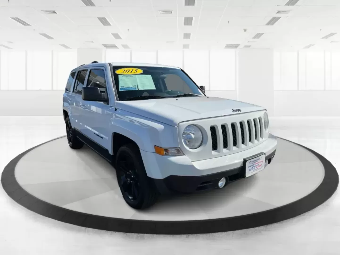 2015 Jeep Patriot Altitude Edition (1C4NJPBA1FD) with an 2L I-4 DOHC engine, located at 401 Woodman Dr, Riverside, OH, 45431, (937) 908-9800, 39.760899, -84.123421 - Photo#0