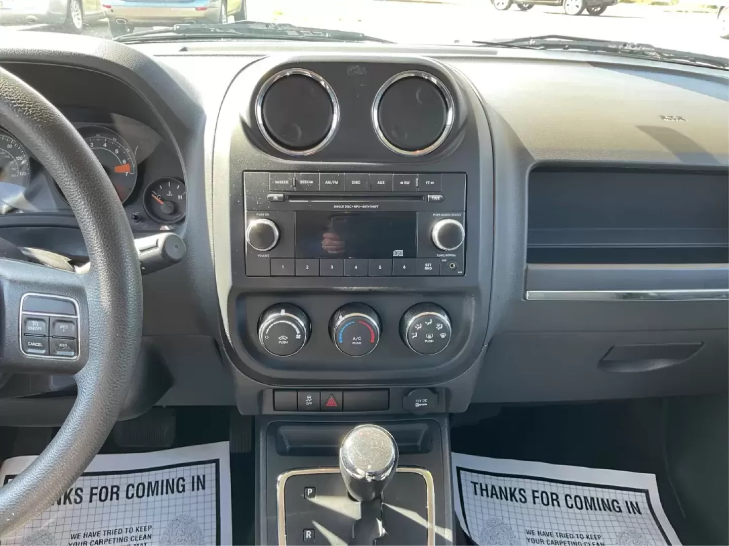 2015 Jeep Patriot Altitude Edition (1C4NJPBA1FD) with an 2L I-4 DOHC engine, located at 401 Woodman Dr, Riverside, OH, 45431, (937) 908-9800, 39.760899, -84.123421 - Photo#10