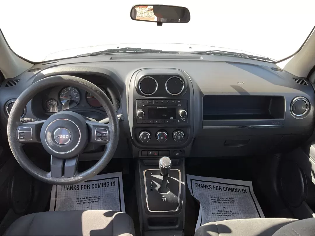 2015 Jeep Patriot Altitude Edition (1C4NJPBA1FD) with an 2L I-4 DOHC engine, located at 401 Woodman Dr, Riverside, OH, 45431, (937) 908-9800, 39.760899, -84.123421 - Photo#16