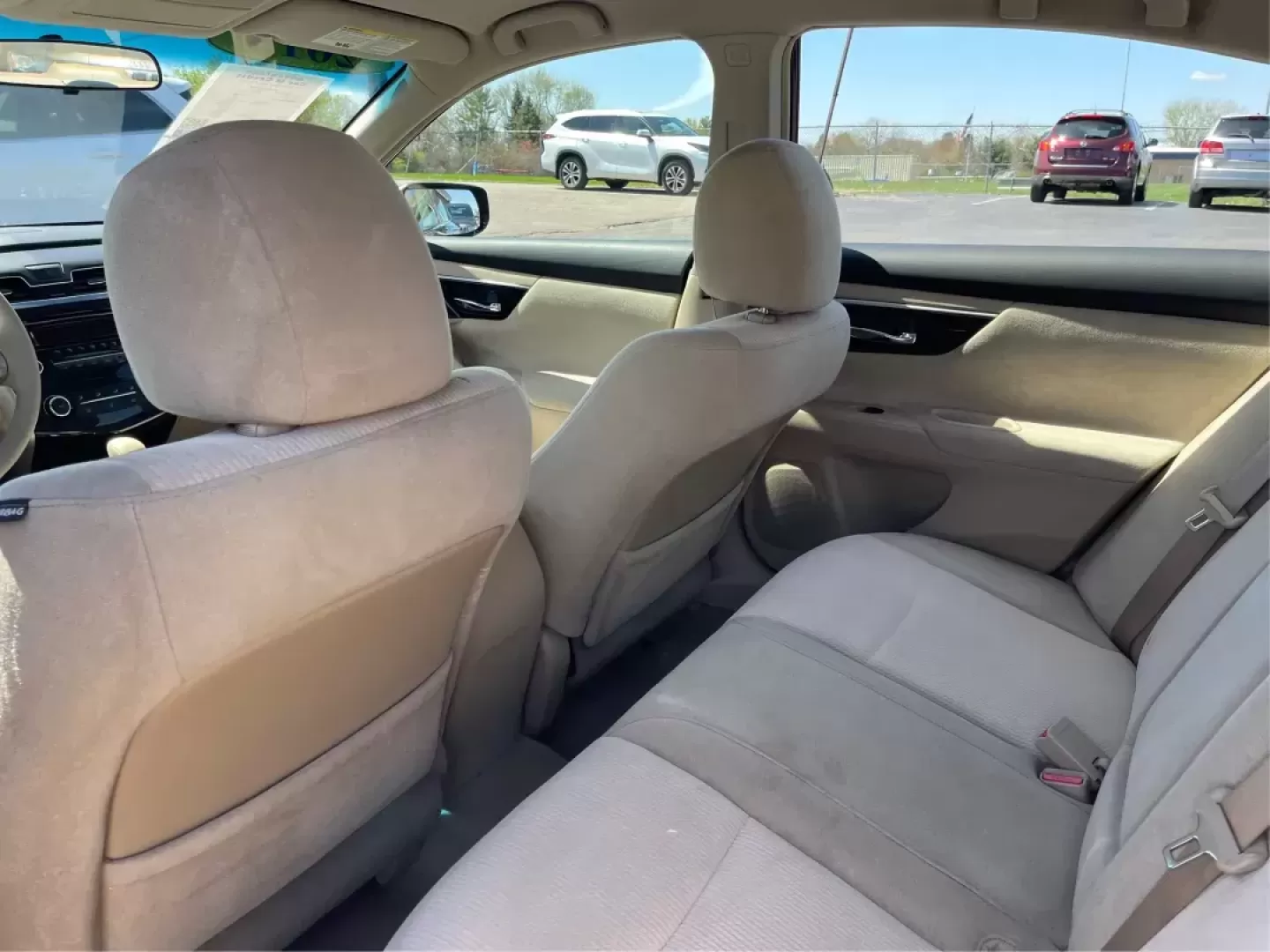 2013 Nissan Altima 2.5 S (1N4AL3AP1DC) with an 2.5L I-4 DOHC engine, located at 401 Woodman Dr, Riverside, OH, 45431, (937) 908-9800, 39.760899, -84.123421 - Photo#9