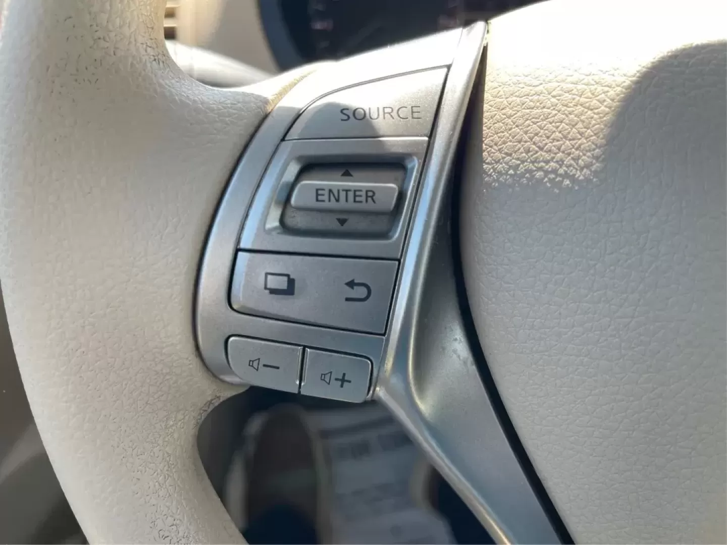 2013 Nissan Altima 2.5 S (1N4AL3AP1DC) with an 2.5L I-4 DOHC engine, located at 401 Woodman Dr, Riverside, OH, 45431, (937) 908-9800, 39.760899, -84.123421 - Photo#15