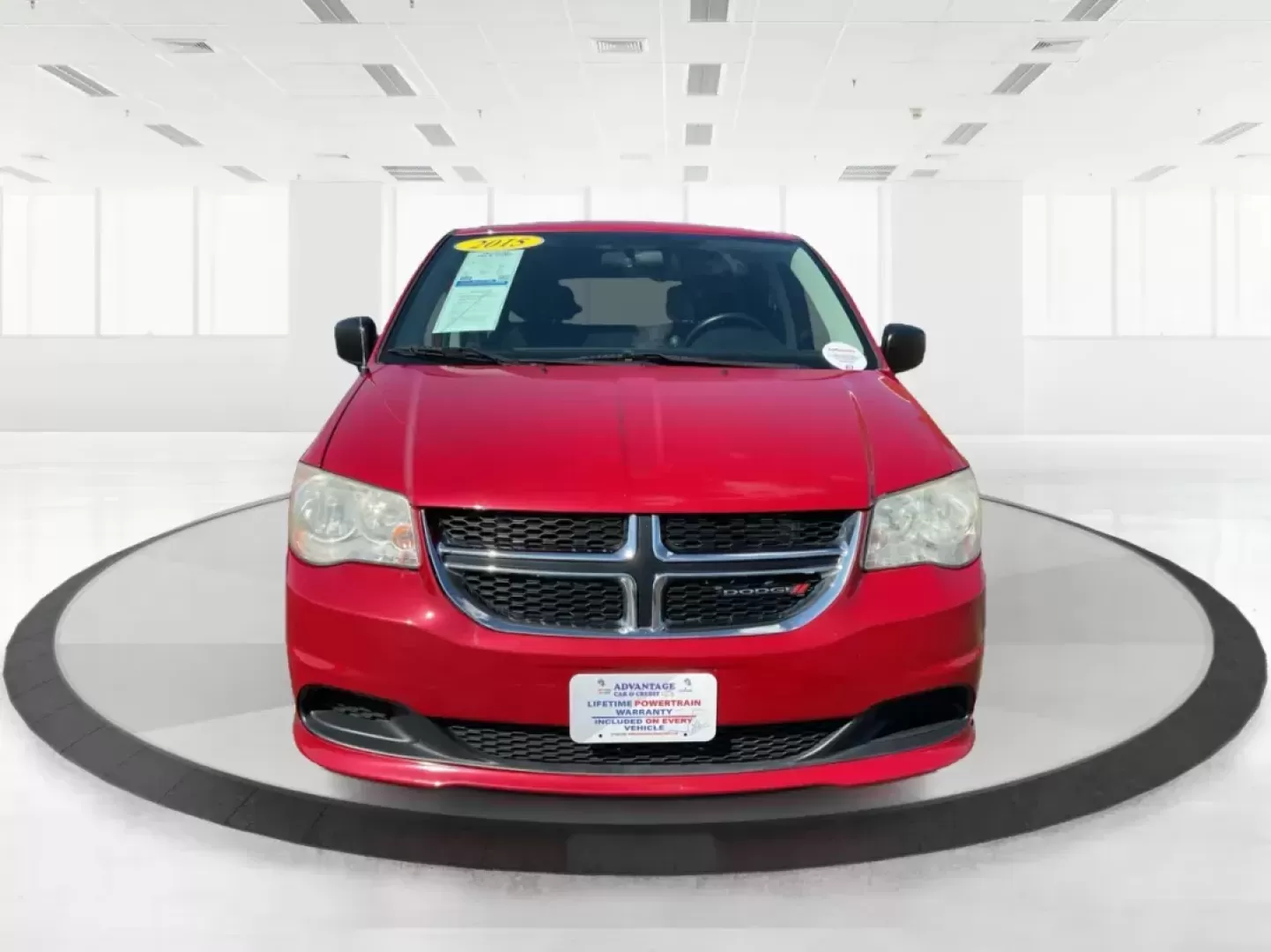 2015 Dodge Grand Caravan SE (2C4RDGBG9FR) with an 3.6L V-6 DOHC engine, located at 1230 East Main St, Xenia, OH, 45385, (937) 908-9800, 39.688026, -83.910172 - 2015 Dodge Grand Caravan SE - Photo#6