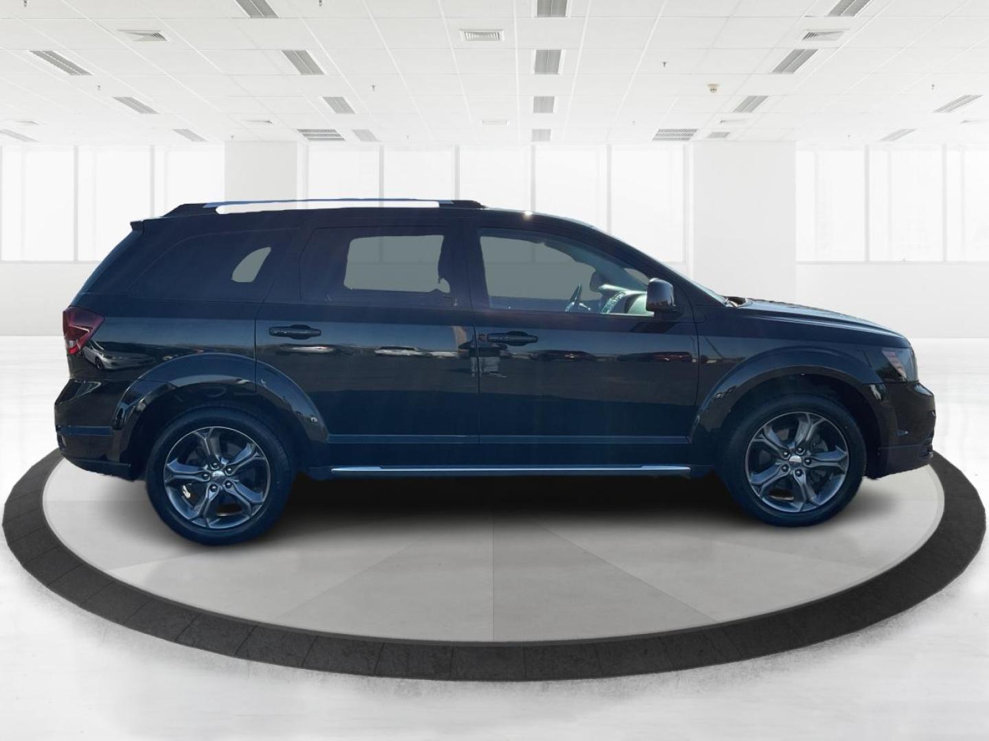2016 Dodge Journey Crossroad (3C4PDCGG0GT) with an Other engine, located at 1951 S Dayton Lakeview Rd., New Carlisle, OH, 45344, (937) 908-9800, 39.890999, -84.050255 - Photo#1