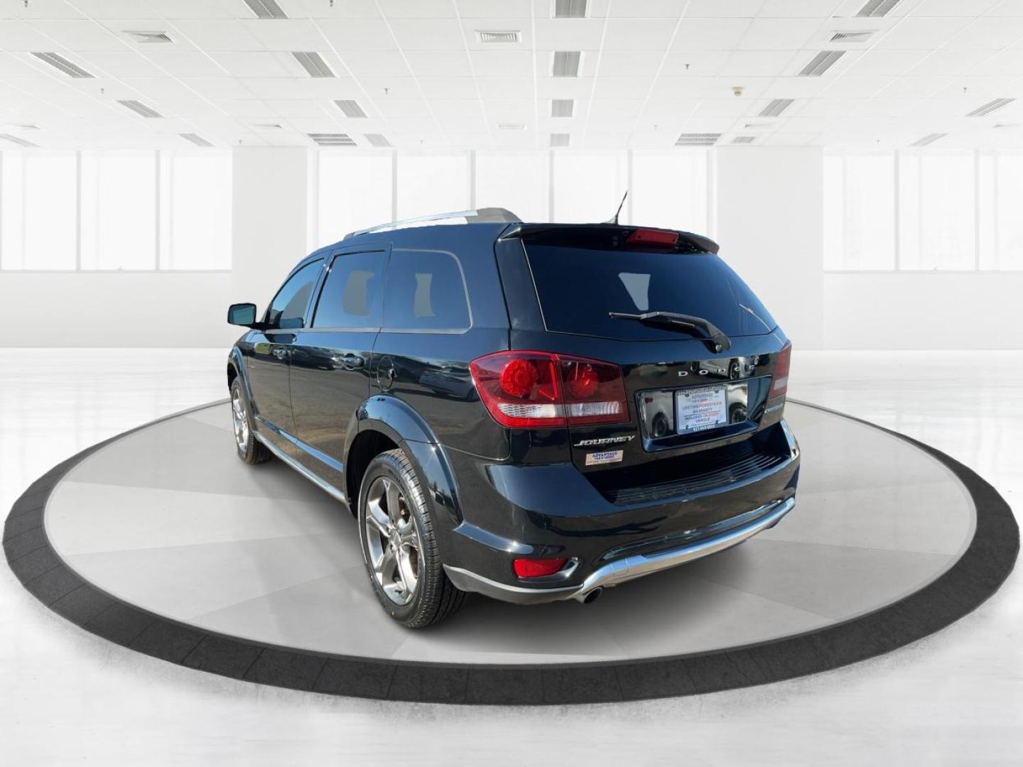 2016 Dodge Journey Crossroad (3C4PDCGG0GT) with an Other engine, located at 1951 S Dayton Lakeview Rd., New Carlisle, OH, 45344, (937) 908-9800, 39.890999, -84.050255 - Photo#4