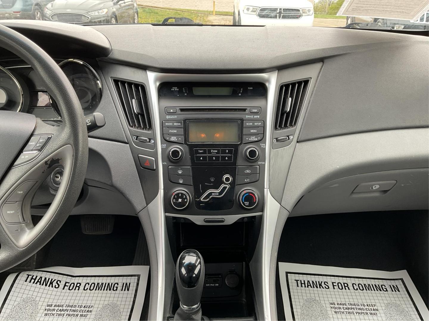 2013 Hyundai Sonata GLS (5NPEB4AC6DH) with an 2.4L L4 DOHC 16V engine, 6-Speed Automatic transmission, located at 1951 S Dayton Lakeview Rd., New Carlisle, OH, 45344, (937) 908-9800, 39.890999, -84.050255 - Photo#12